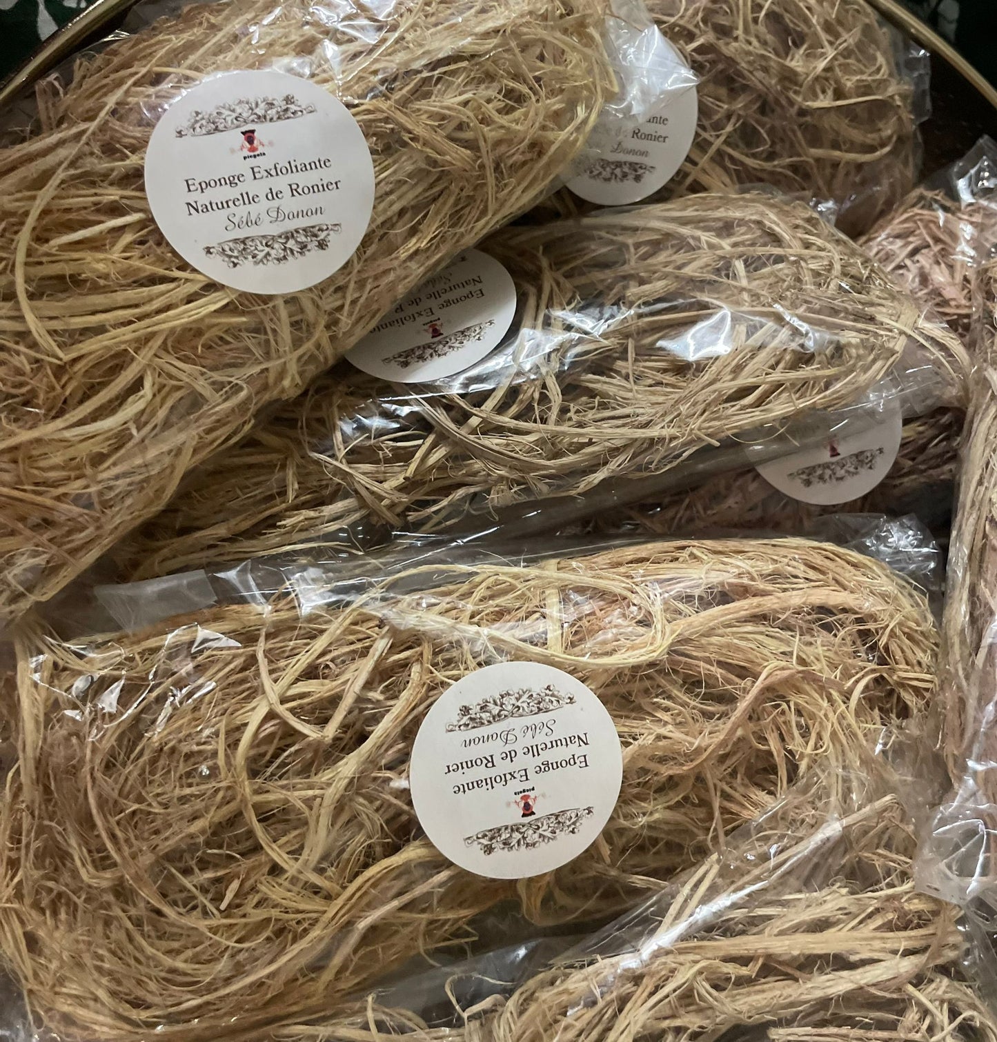 Eponges Africaine :éponge exfoliante en fibre de Lianne de ronnier,