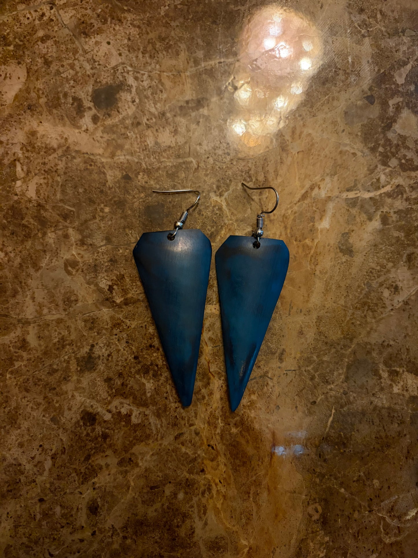 Boucles d’oreilles artisanales en os & corne : Bangui 🇨🇫