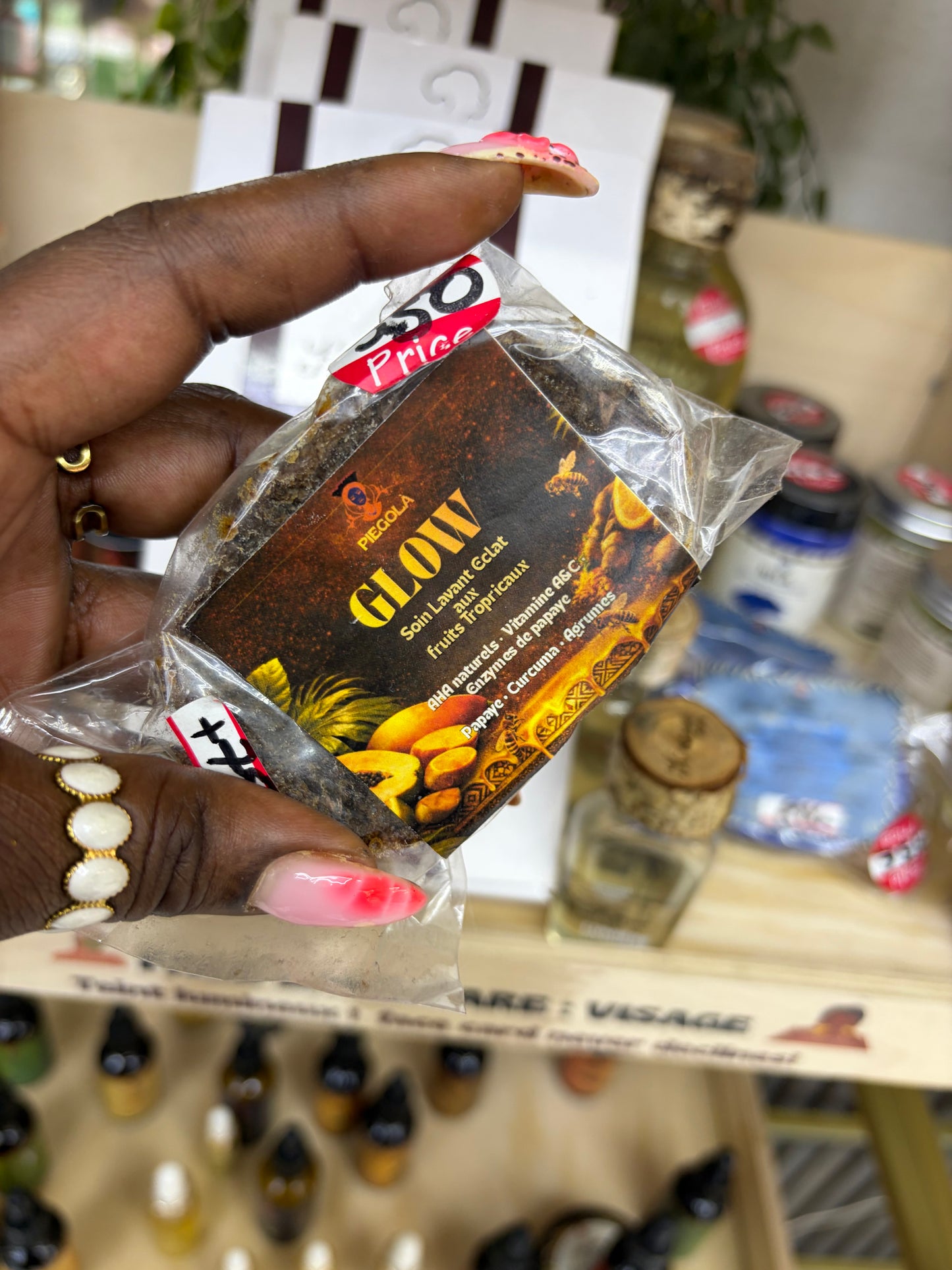 Soin lavant Glow : Savon éclat aux fruits tropicaux