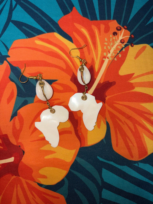 Boucles d’oreilles Cauri & Afrique