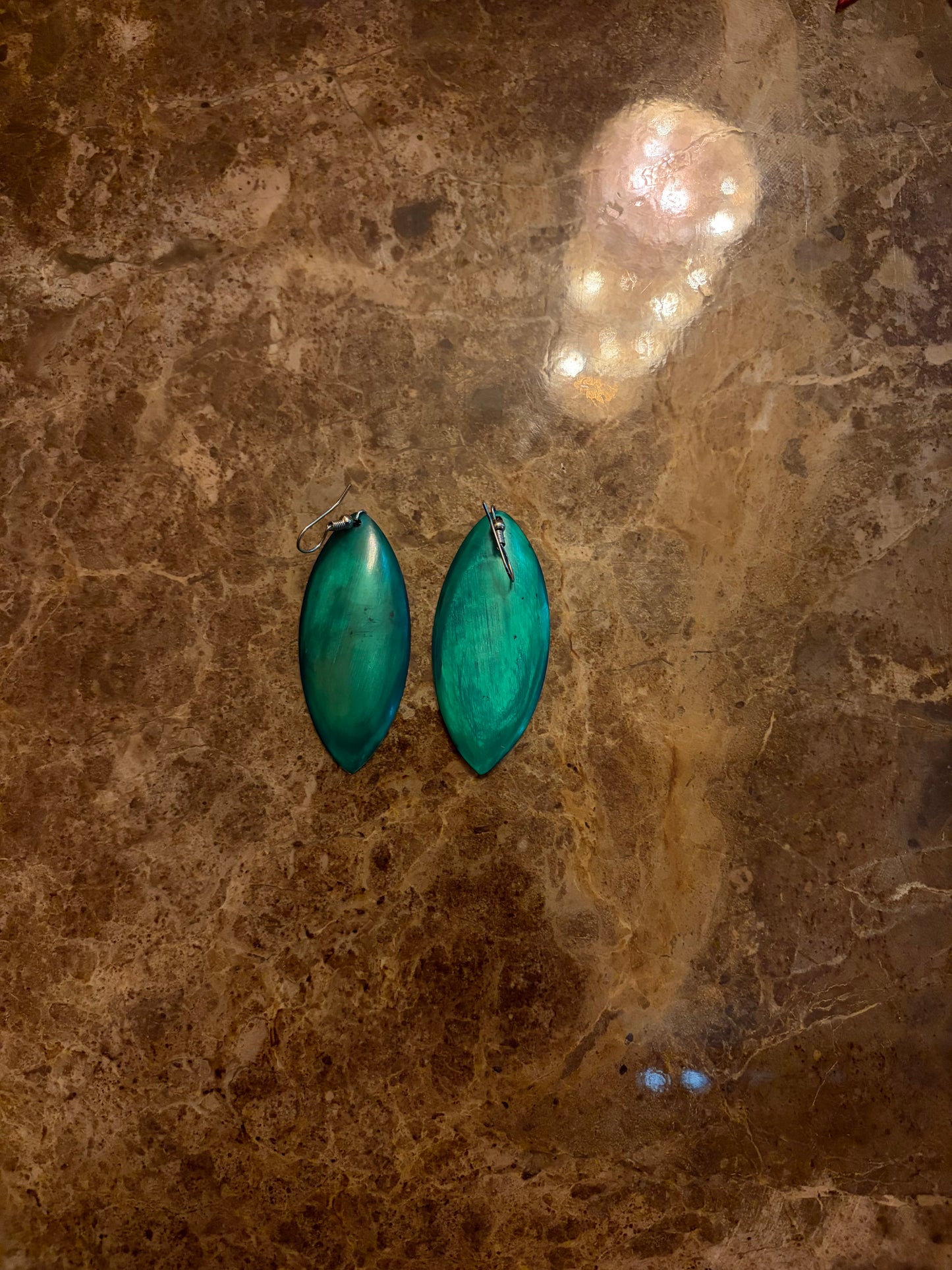 Boucles d’oreilles artisanales en os & corne : Bangui 🇨🇫